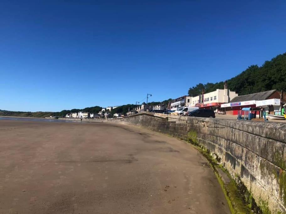 Banks View, Spacious Modern Apartment In Filey. エクステリア 写真